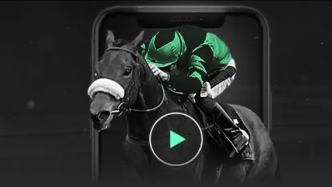 杭州亚残运会官网揭秘：徐佳玲点燃主火炬，智能仿生手的神奇之处！