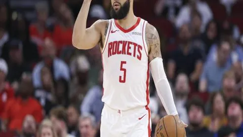 辽宁本钢打破上海久事16连胜纪录